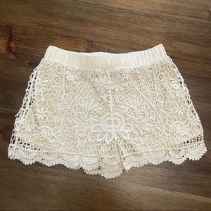 Women’s Blu Pepper Lace Shorts, Small